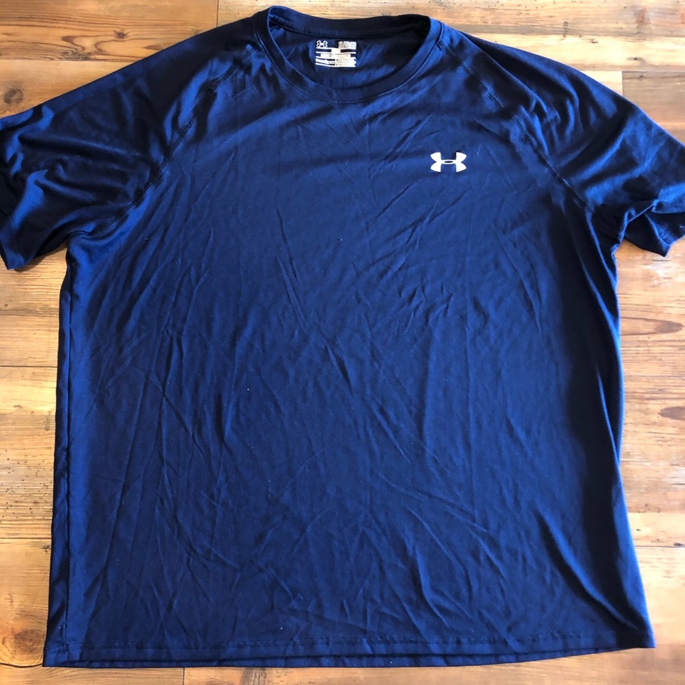 Men’s under armor shirt